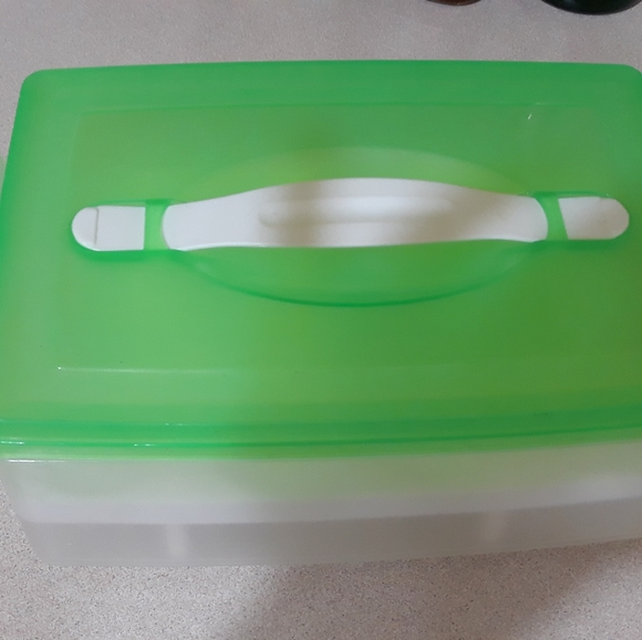 Deviled egg container - Picture 2 of 2